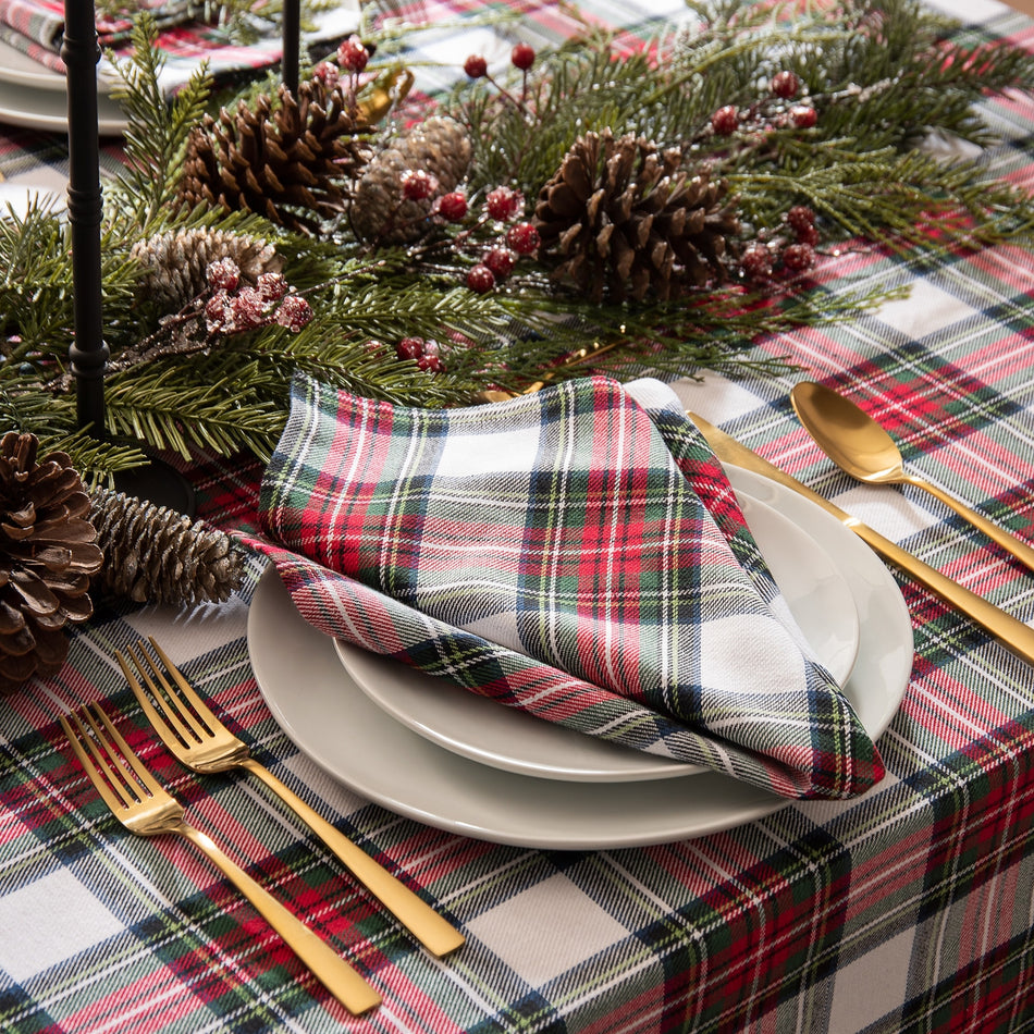 Christmas Table Linens