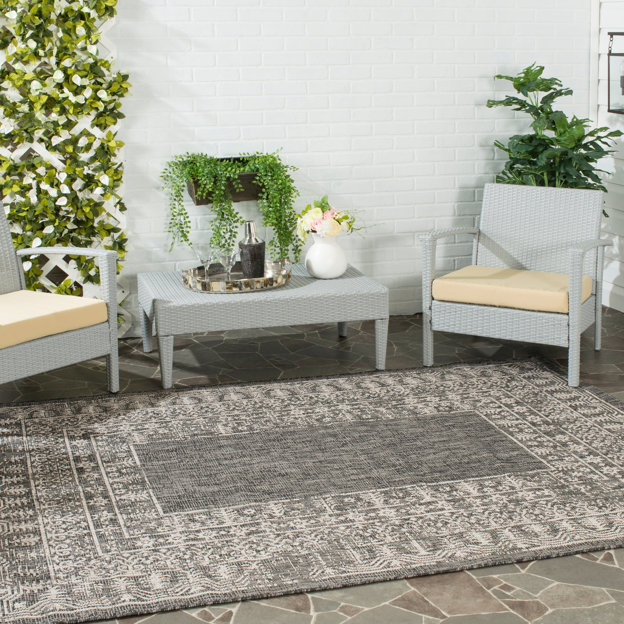 SAFAVIEH Courtyard Deann Indoor/ Outdoor Waterproof Patio Backyard Rug