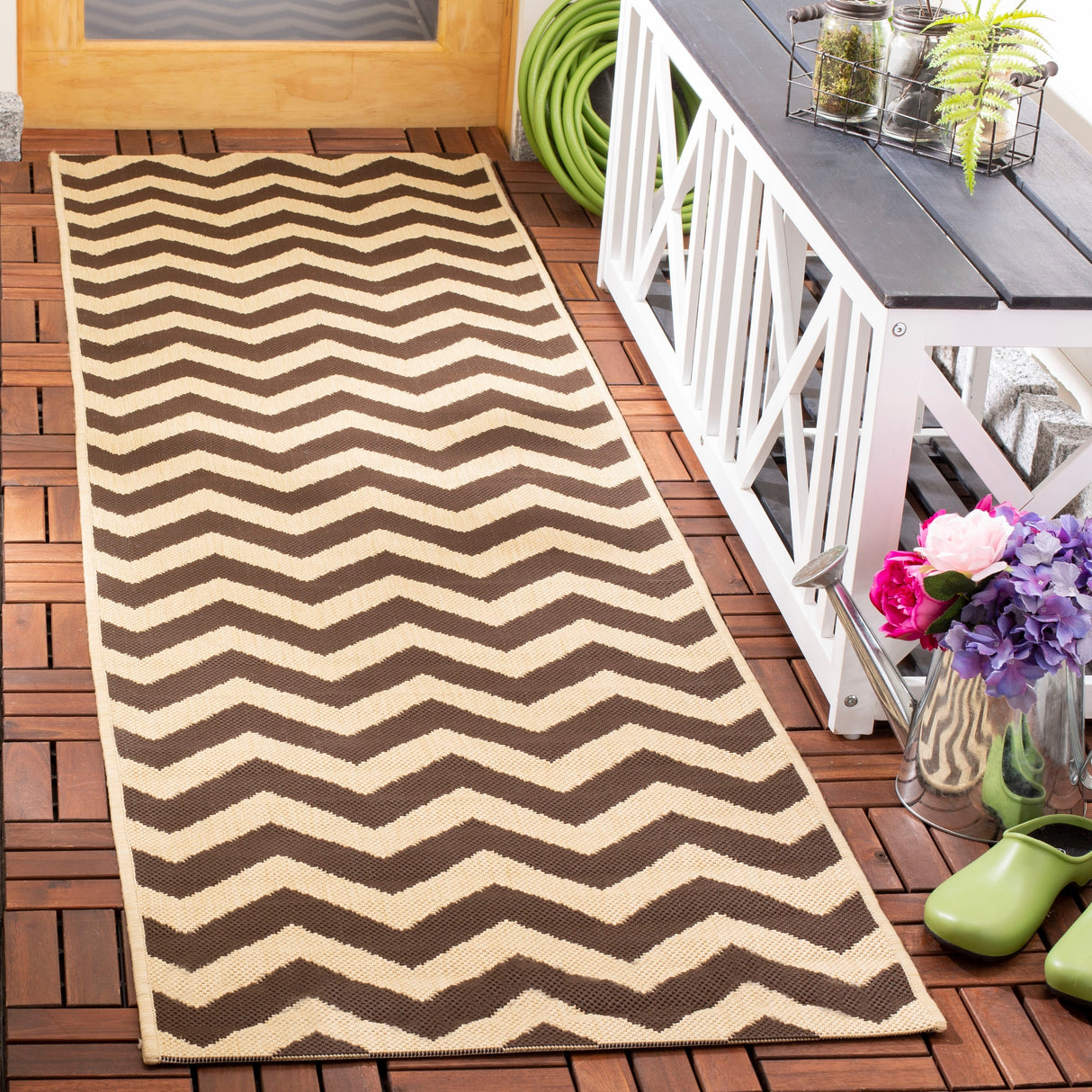 SAFAVIEH Courtyard Joycelyn Indoor/ Outdoor Waterproof Patio Backyard Rug